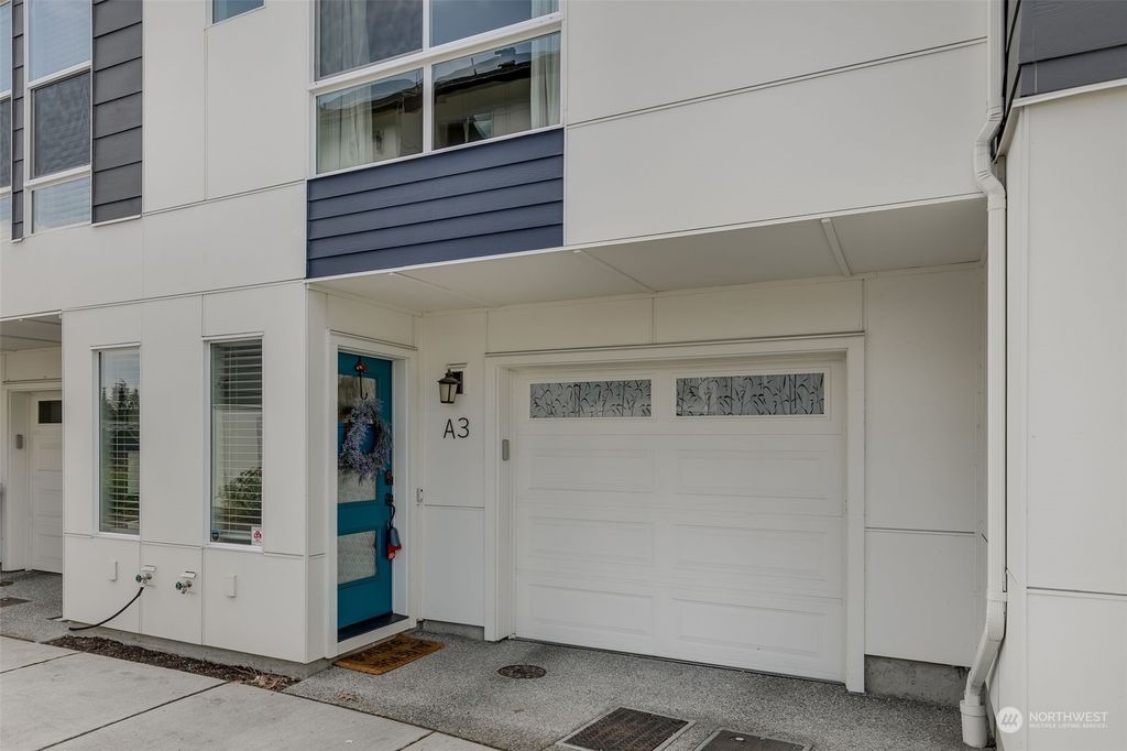 Photo of 14715 Admiralty Way Way #A3, Lynnwood, WA 98087 (MLS # 2137805)