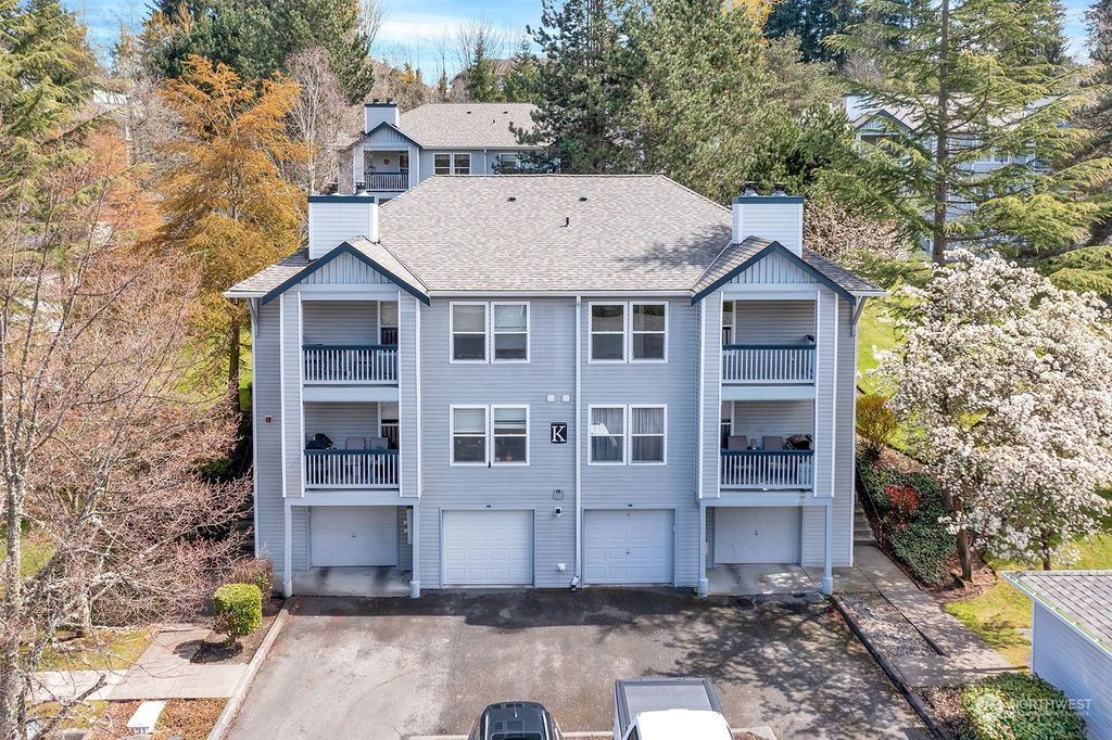 Photo of 33020 10th Avenue SW #K-302, Federal Way, WA 98023 (MLS # 2057380)