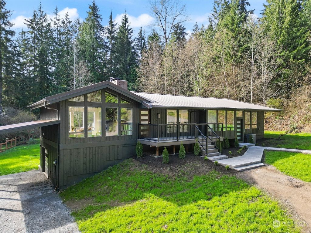 Photo of 17806 121st Street SE, Snohomish, WA 98290 (MLS # 2218185)