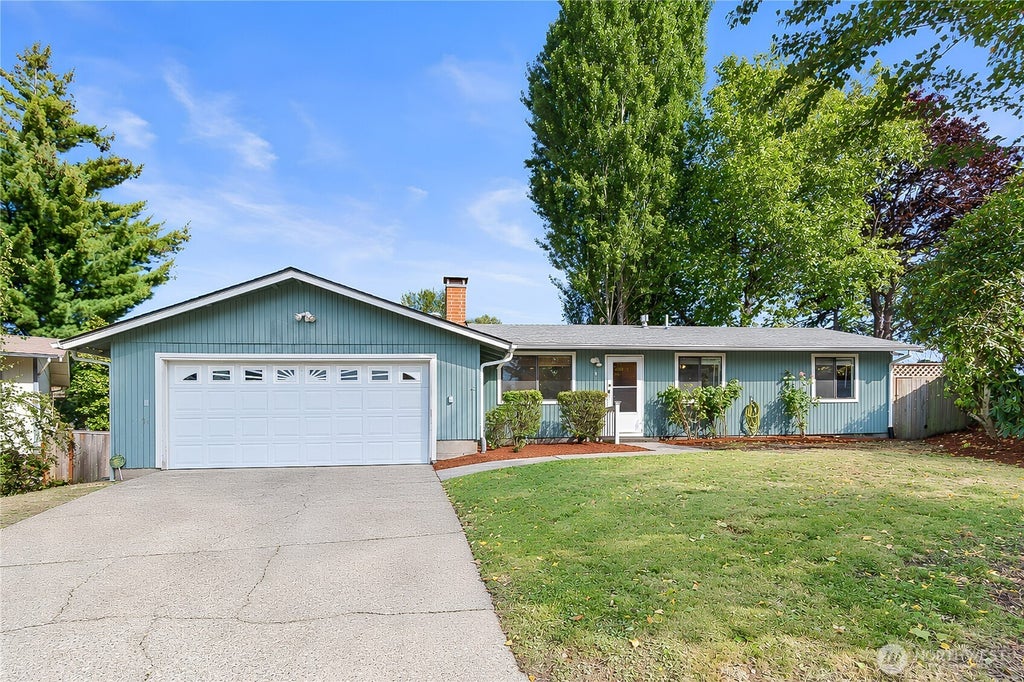 Photo of 16424 126th Place PL SE, Renton, WA 98058 (MLS # 2592640)