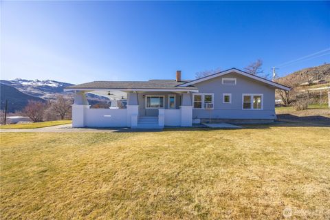 242 3rd Street, Chelan Falls, WA 98817 - MLS#: 2317094
