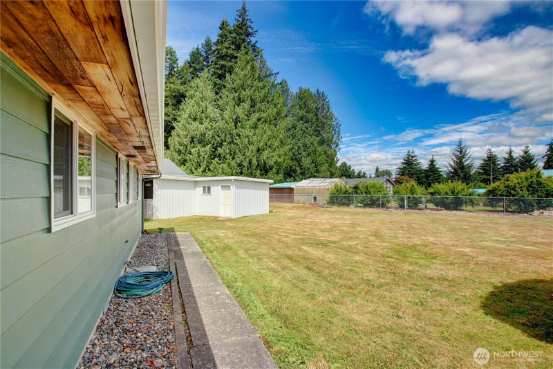 1907 Sparrs Lane