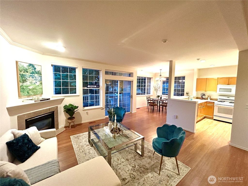 Photo of 18654 NE 56th Court #18654, Redmond, WA 98052 (MLS # 2448599)