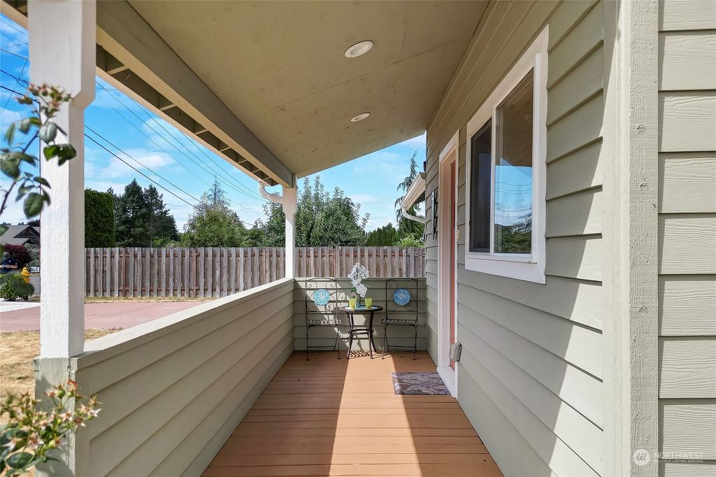 Photo of 509 Butte Avenue, Pacific, WA 98047 (MLS # 2269898)