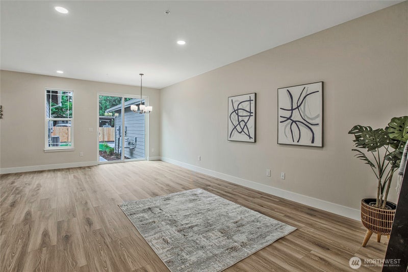 1408 E 51st Street
