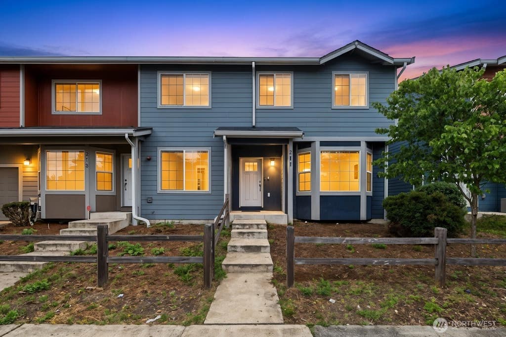 Photo of 211 Norpoint Way NE, Tacoma, WA 98422 (MLS # 2565411)