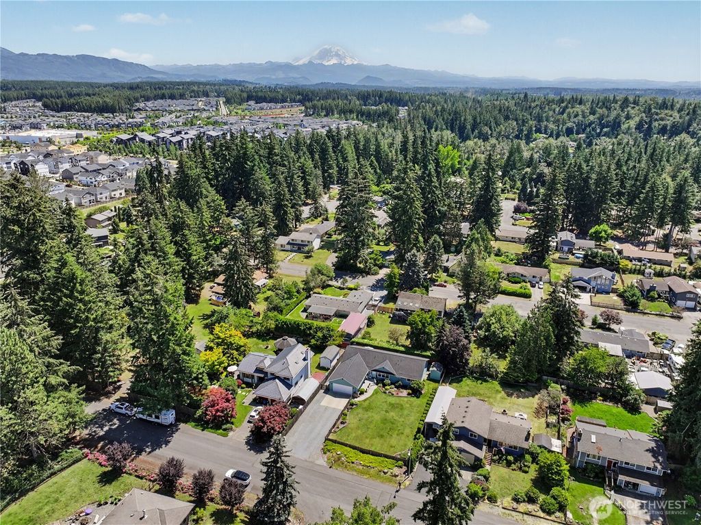 Photo of 22601 SE 321st Street, Kent, WA 98042 (MLS # 2554061)