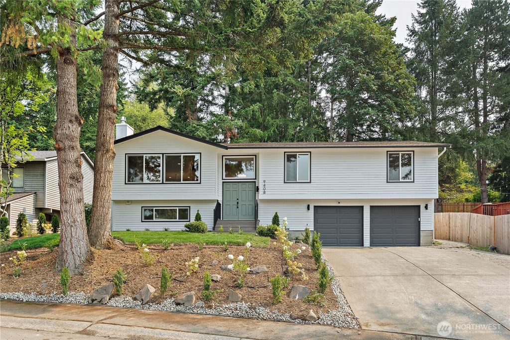 Photo of 9408 168th Place NE, Redmond, WA 98052 (MLS # 2429187)