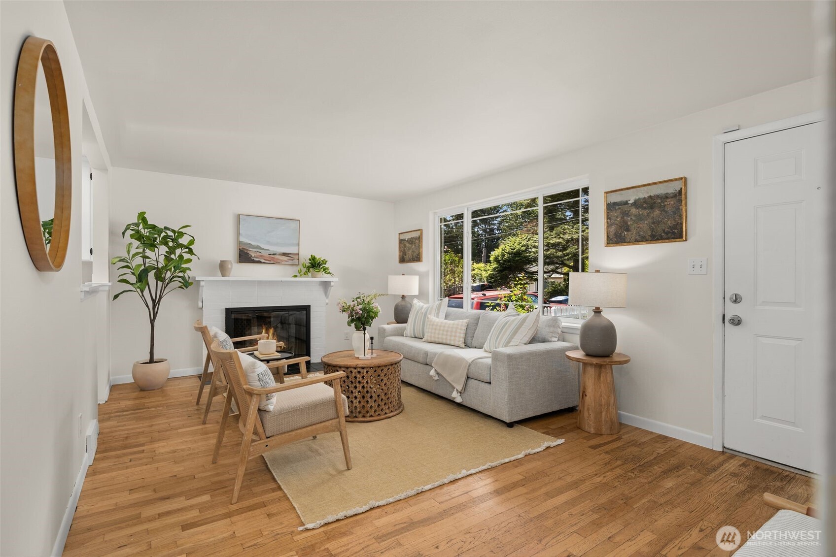 14032 Stone Avenue N