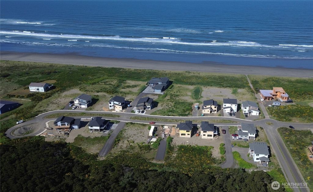 Photo of 1505 Agate Lane, Westport, WA 98595 (MLS # 2541657)