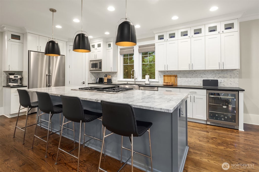 Photo of 111 NE 63rd Street, Seattle, WA 98115 (MLS # 2582947)