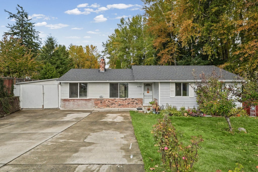 Photo of 10507 Rosewood Avenue, Everett, WA 98204 (MLS # 2599672)
