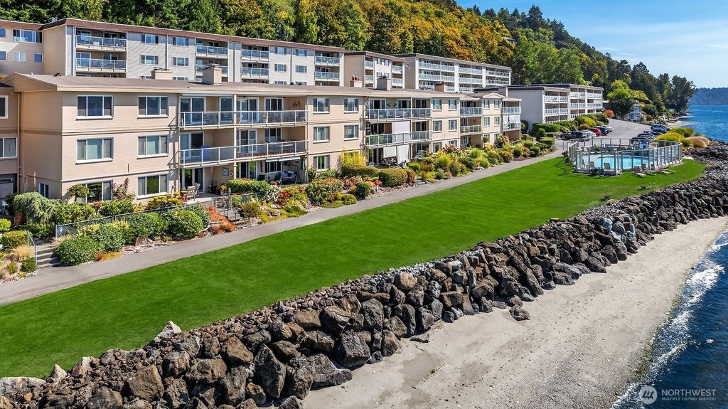 Photo of 10203 47th Avenue SW #C12, Seattle, WA 98146 (MLS # 2437509)