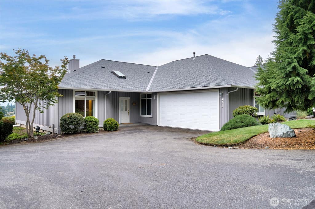 Photo of 3817 Ridge Top Drive, Anacortes, WA 98221 (MLS # 2562506)
