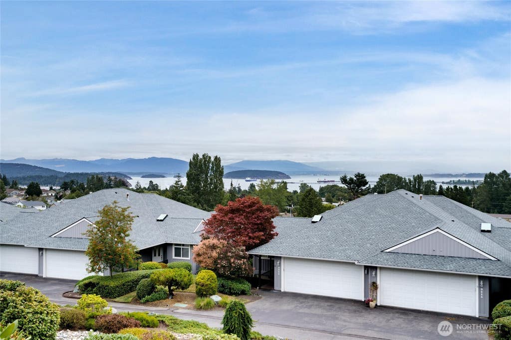 Photo of 3817 Ridge Top Drive, Anacortes, WA 98221 (MLS # 2562506)