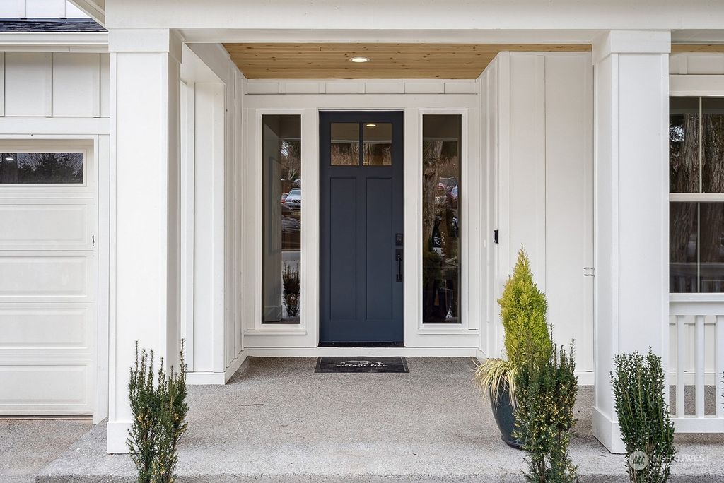 Photo of 18010 92nd Avenue NE, Bothell, WA 98011 (MLS # 2208215)