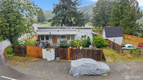 Photo of 28629 Kanaskat Kangley Road SE, Ravensdale, WA 98051 (MLS # 2588072)