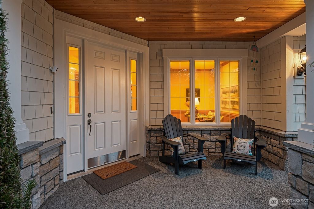 Photo of 3004 278th Court SE, Sammamish, WA 98075 (MLS # 2329446)