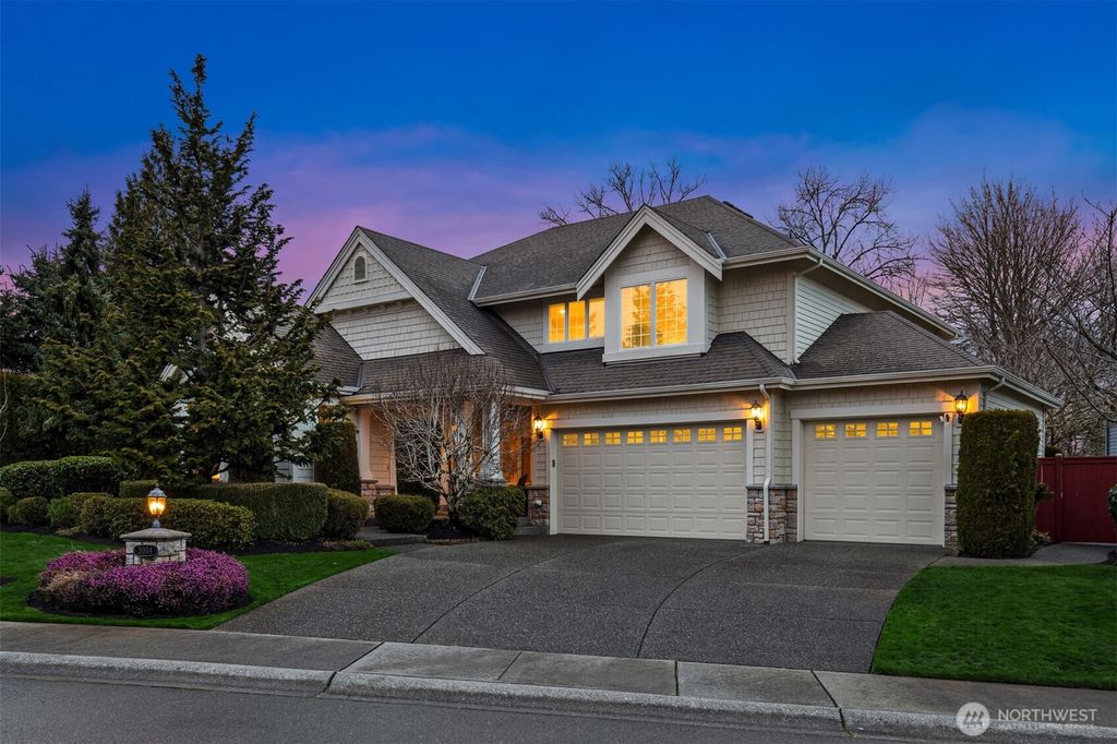 Photo of 3004 278th Court SE, Sammamish, WA 98075 (MLS # 2329446)