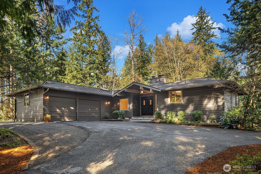 Photo of 2836 241st Avenue SE, Sammamish, WA 98075 (MLS # 2524731)