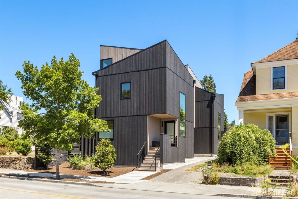 Photo of 930 23rd Avenue, Seattle, WA 98122 (MLS # 2393357)