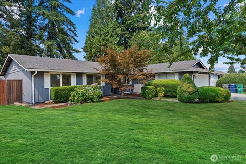 Photo of 16749 128th Avenue SE, Renton, WA 98058 (MLS # 2565491)