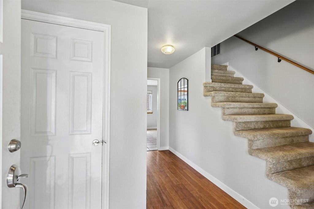 Photo of 4735 SW 312th Place, Federal Way, WA 98023 (MLS # 2521481)