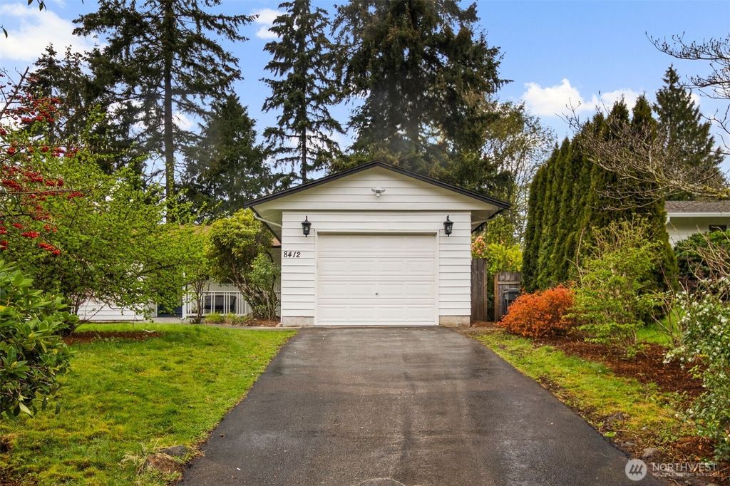 Photo of 8412 NE 139th Street, Kirkland, WA 98034 (MLS # 2354999)