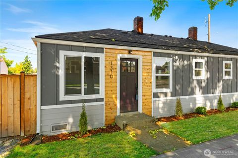 Photo of 1310 N 3rd Street, Renton, WA 98057 (MLS # 2427643)