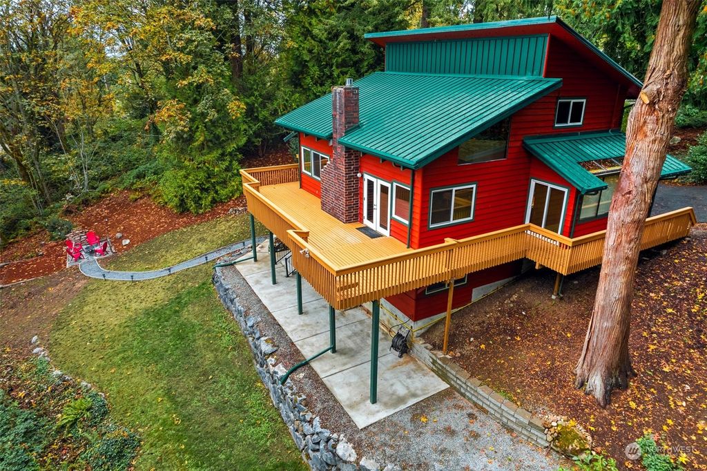 Photo of 12817 70th Avenue S, Seattle, WA 98178 (MLS # 2012872)
