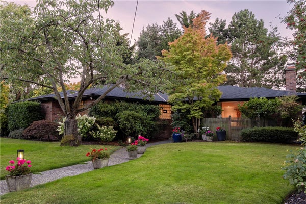 1805 NW 95TH ST, SEATTLE, WA 98117 - Image ddbc1370085f1b56f5fe4da1ca2a89c1/2555351474