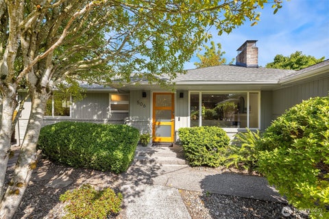 Photo of 506 N 141st Street, Seattle, WA 98133 (MLS # 2585217)