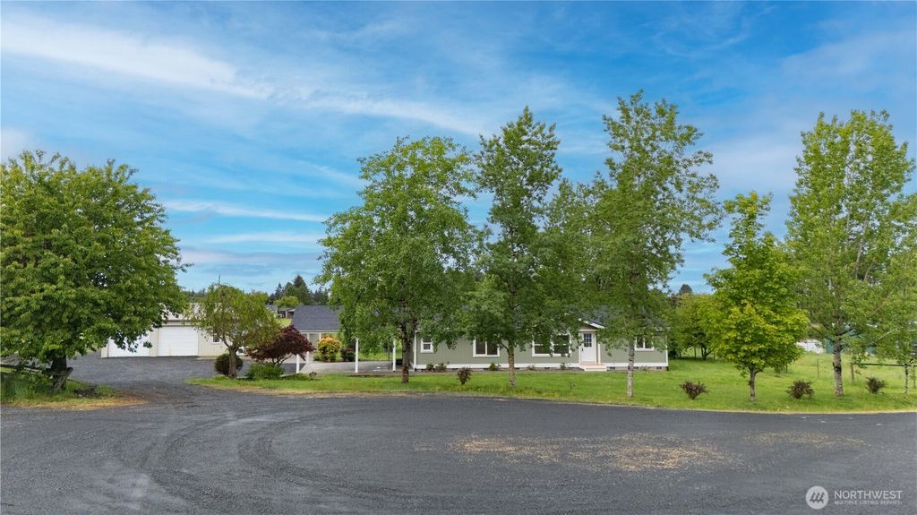 Photo of 116 Sweet Meadow Court, Winlock, WA 98596 (MLS # 2525126)