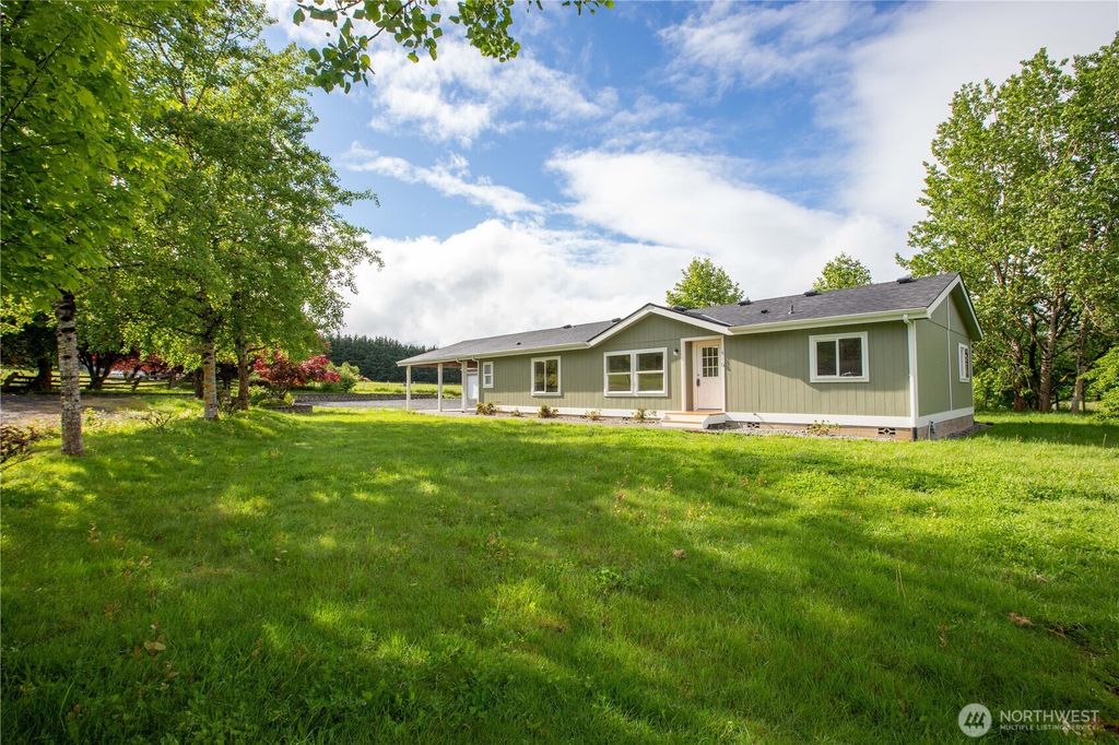 Photo of 116 Sweet Meadow Court, Winlock, WA 98596 (MLS # 2525126)