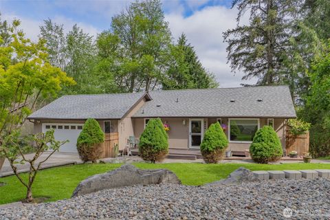 Photo of 6608 Sierra Court SE, Lacey, WA 98503 (MLS # 2519823)