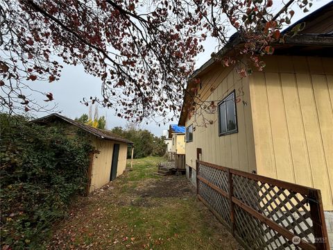 A home in Centralia