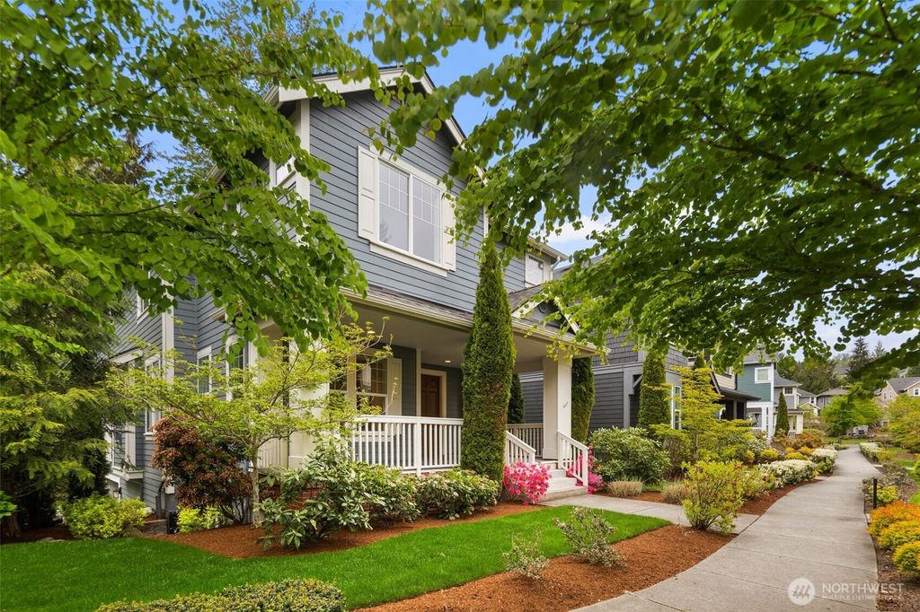 Photo of 2178 NE Morgan Lane, Issaquah, WA 98029 (MLS # 2391958)