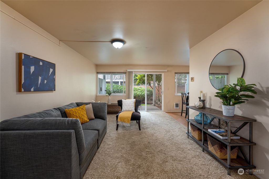 Photo of 5711 122nd Place SE #217, Bellevue, WA 98006 (MLS # 1984360)