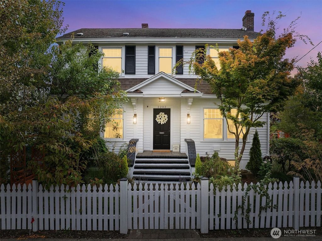 Photo of 2202 5th Avenue N, Seattle, WA 98109 (MLS # 2438018)