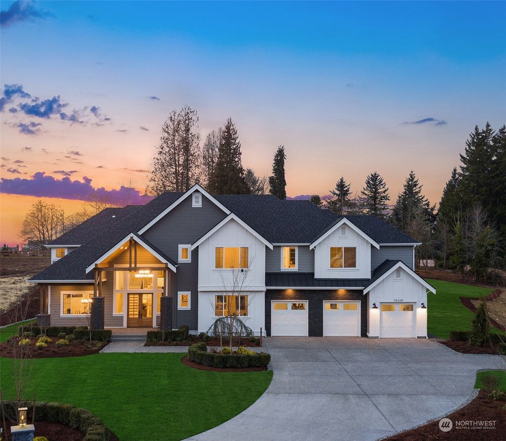 Photo of 16226 NE 172nd Street, Woodinville, WA 98072 (MLS # 2060596)