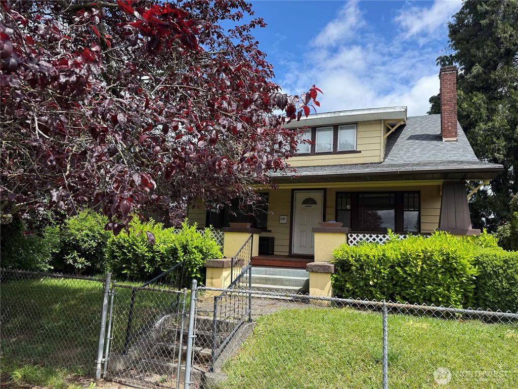 Photo of 6129 S Park Avenue, Tacoma, WA 98408 (MLS # 2529926)