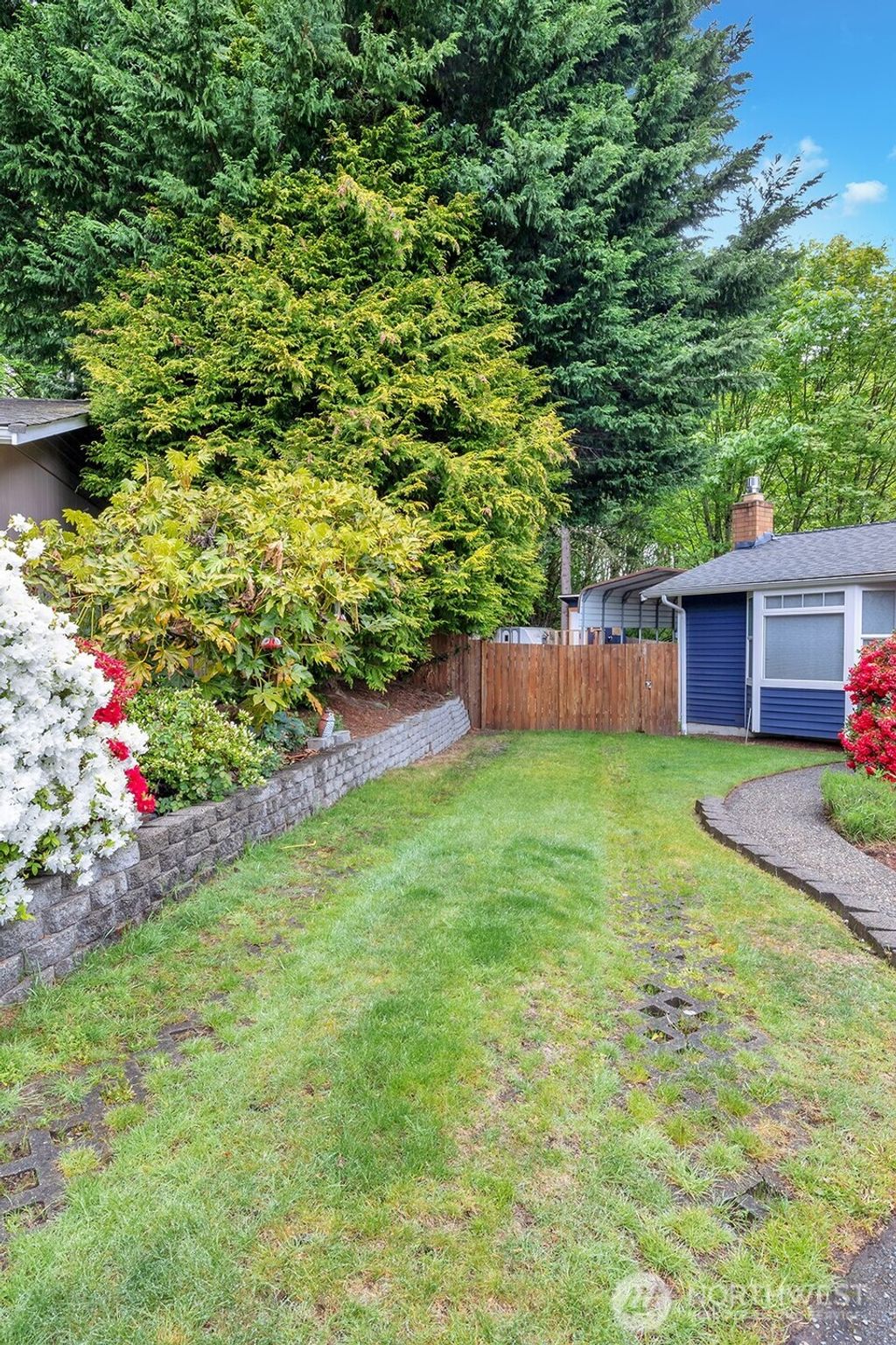 Photo of 1802 Aberdeen Avenue SE, Renton, WA 98055 (MLS # 2366173)