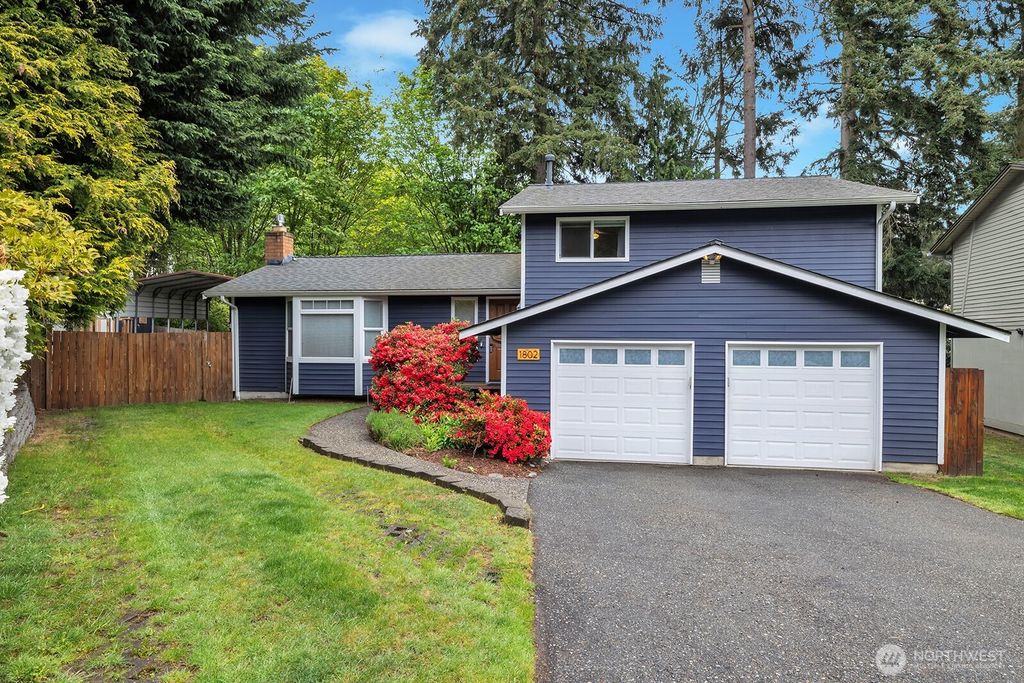 Photo of 1802 Aberdeen Avenue SE, Renton, WA 98055 (MLS # 2366173)