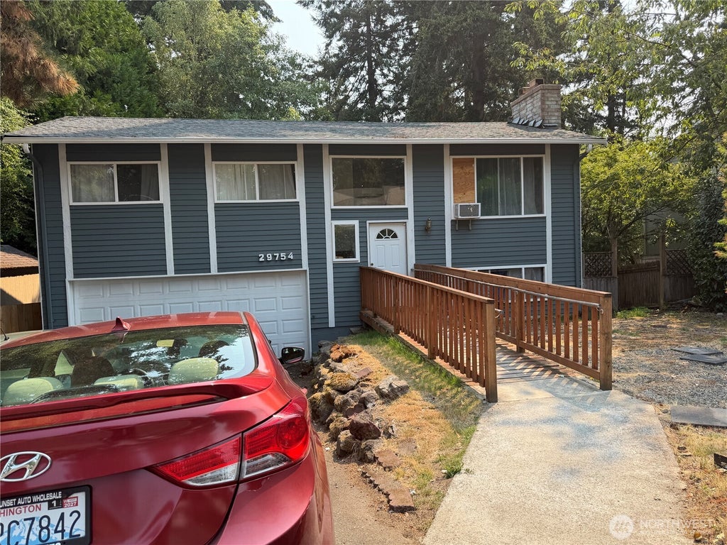 Photo of 29754 4th Avenue S, Federal Way, WA 98023 (MLS # 2564828)