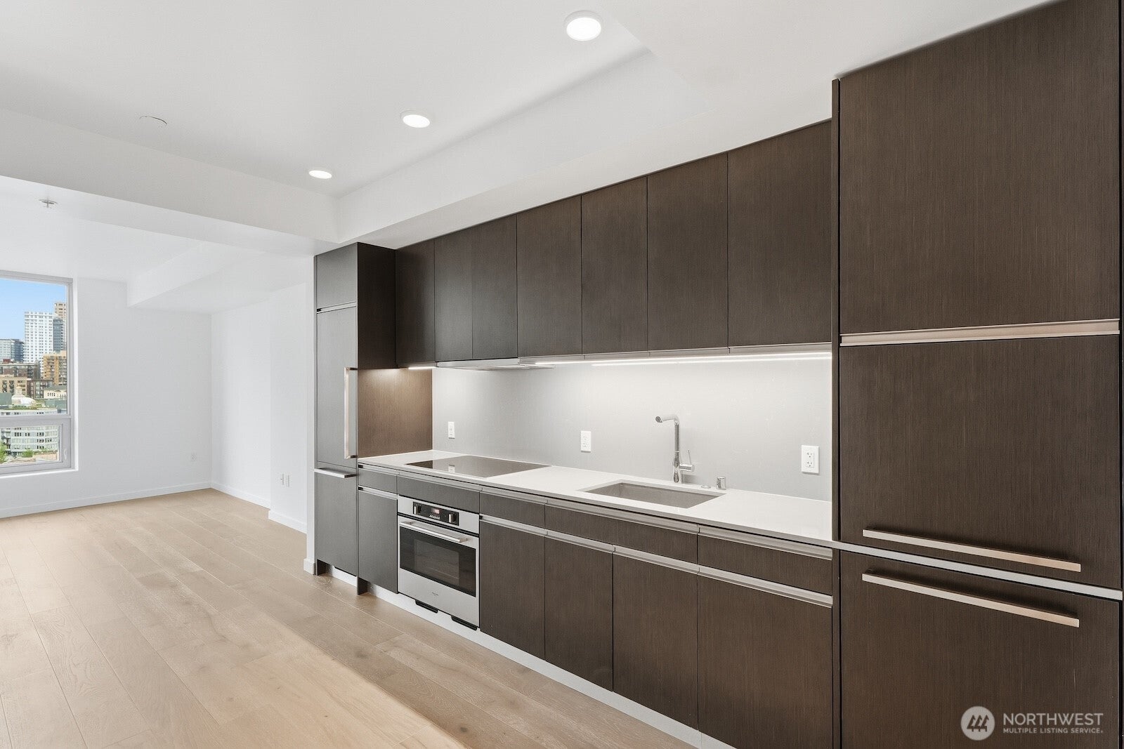 1808 Minor Avenue 2100
