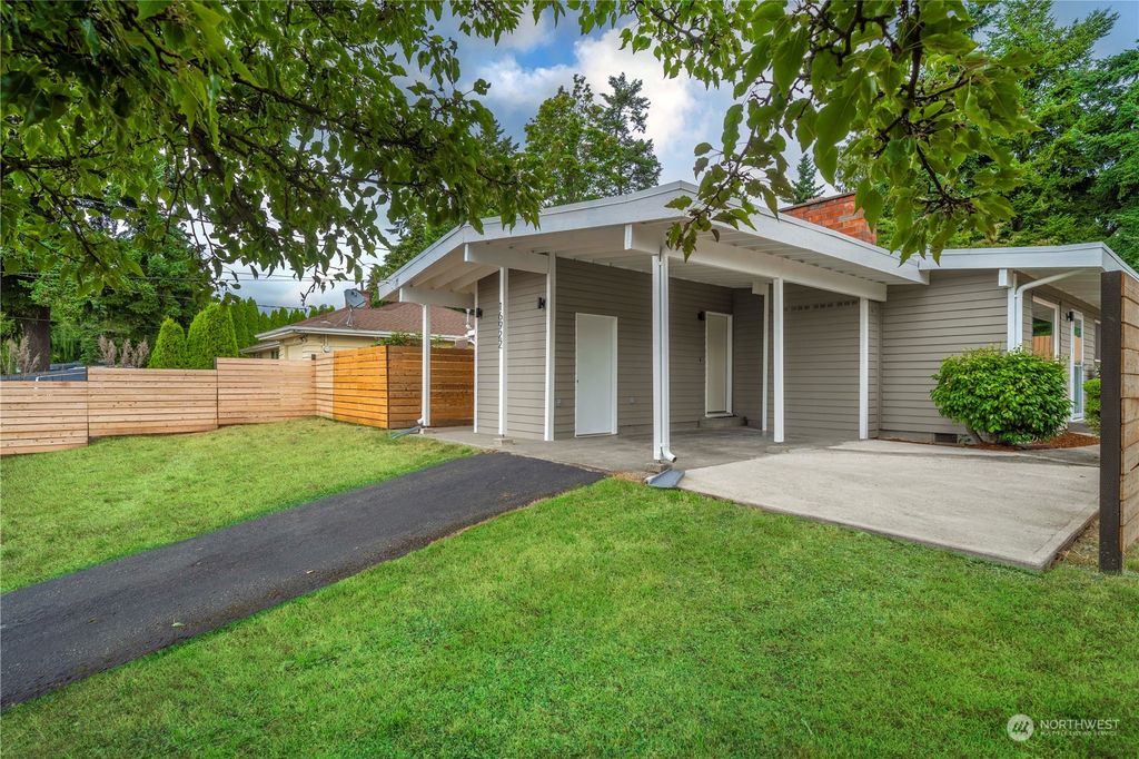 Photo of 16922 31st Avenue S, SeaTac, WA 98188 (MLS # 2146010)