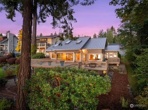 Photo of 26507 8th Avenue S, Des Moines, WA 98198 (MLS # 2288166)