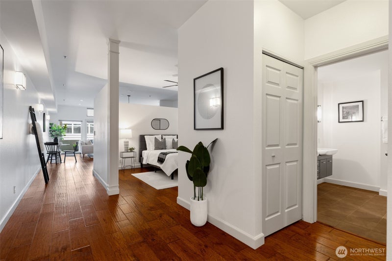 526 1st Avenue S 420