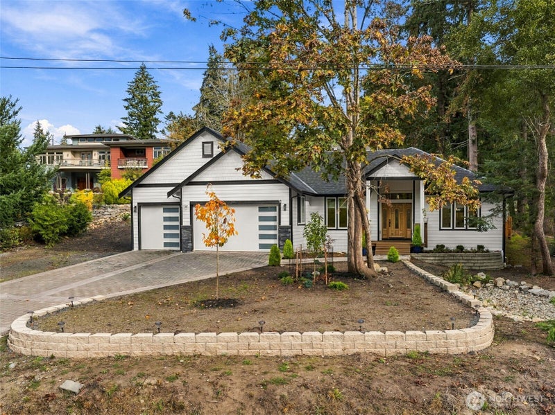 3947 Olympic Court SE