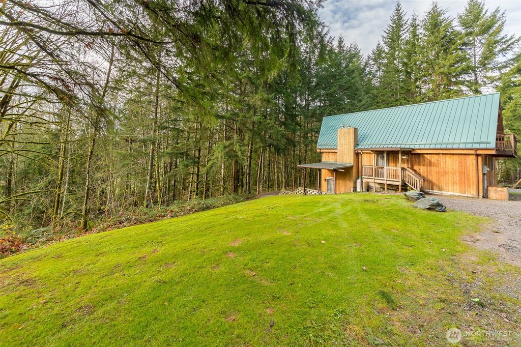 Photo of 17504 42nd Street NE, Snohomish, WA 98290 (MLS # 2469384)